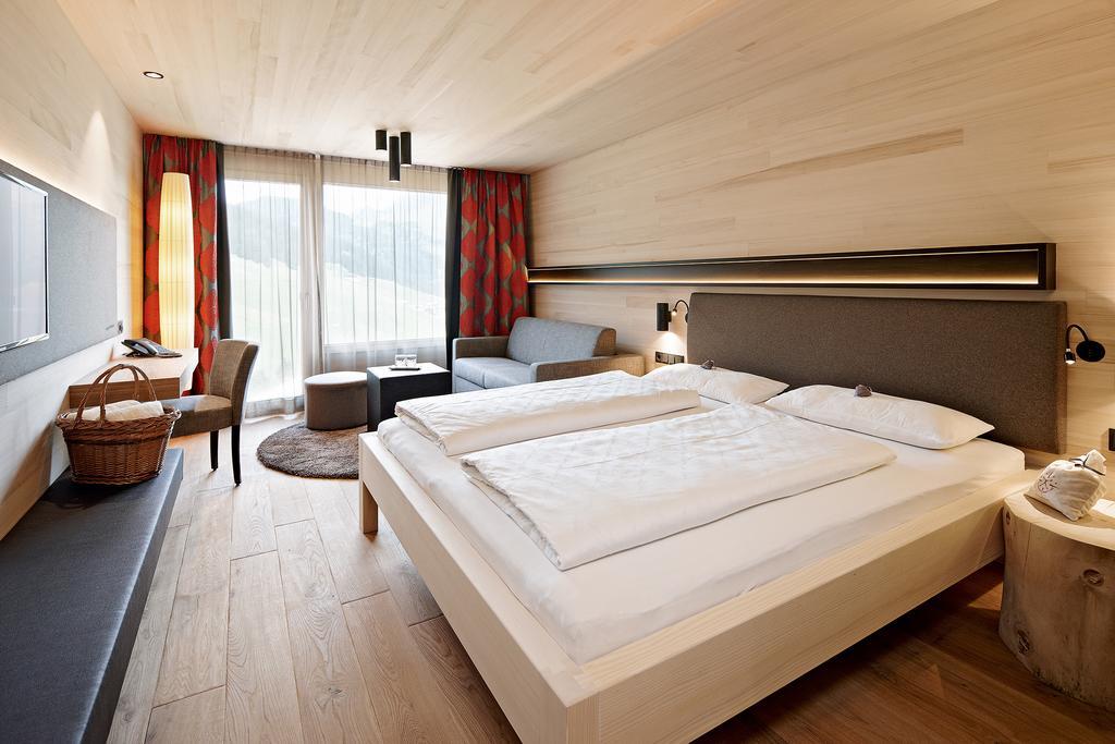 Superior Double Room,691942200:JPEG